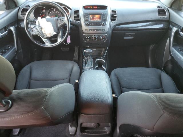 Photo 8 from auction – 2014 KIA SORENTO LX with VIN 5XYKT3A60EG512136