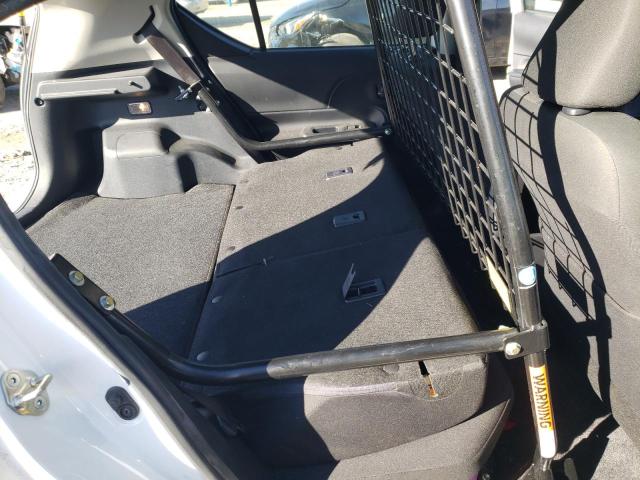 Photo 11 from auction – 2018 TOYOTA PRIUS C with VIN JTDKDTB33J1612968