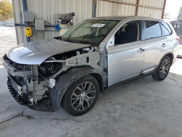 MITSUBISHI OUTLANDER 2016 مع رقم تعريف المركبة JA4AD3A36GZ020143 - صورة من المزاد