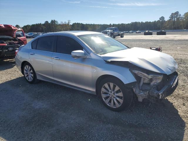 Photo 4 from auction – 2015 HONDA ACCORD EXL with VIN 1HGCR2F83FA073525