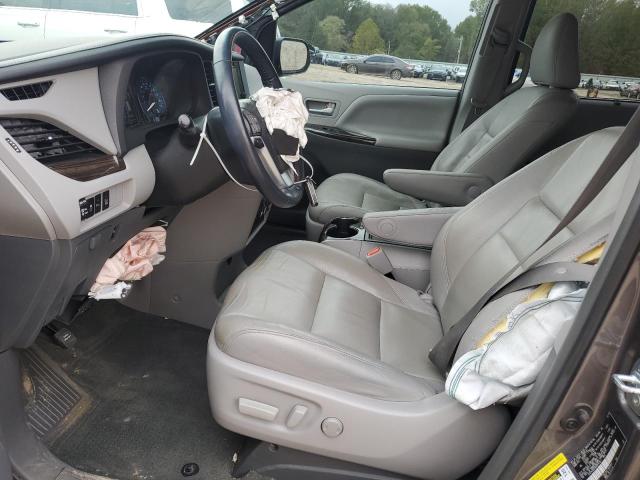 Photo 7 from auction – 2016 TOYOTA SIENNA XLE with VIN 5TDYK3DC5GS691410