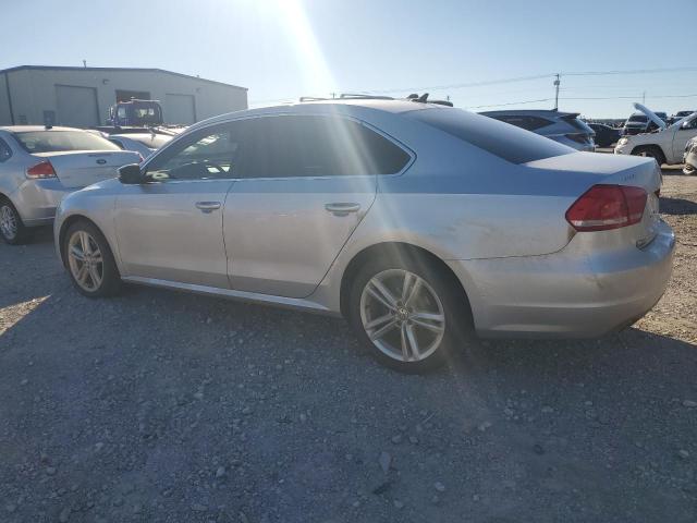 Photo 2 from auction – 2014 VOLKSWAGEN PASSAT SE with VIN 1VWBN7A39EC002005