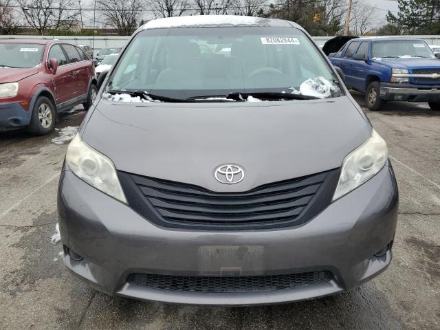 Photo 5 from auction – 2012 TOYOTA SIENNA with VIN 5TDZK3DC8CS232211