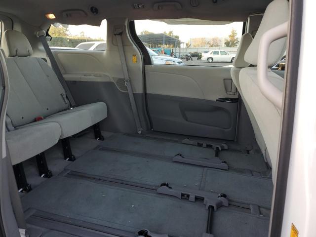Photo 11 from auction – 2014 TOYOTA SIENNA with VIN 5TDZK3DC0ES481413