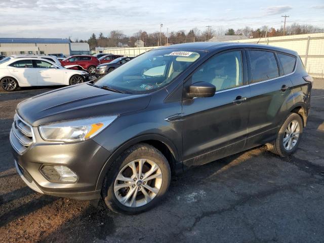 FORD ESCAPE SE 2017 with VIN 1FMCU9GD2HUE51199 - Photo from auction