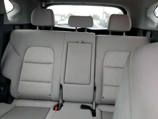 Photo 10 from auction – 2017 HYUNDAI TUCSON LIM with VIN KM8J3CA2XHU278210