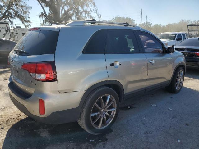 Photo 3 from auction – 2015 KIA SORENTO LX with VIN 5XYKT4A67FG564354