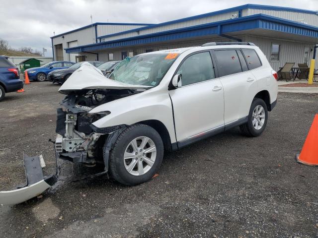 TOYOTA HIGHLANDER 2011 with VIN 5TDZK3EH1BS043649 - Photo from auction