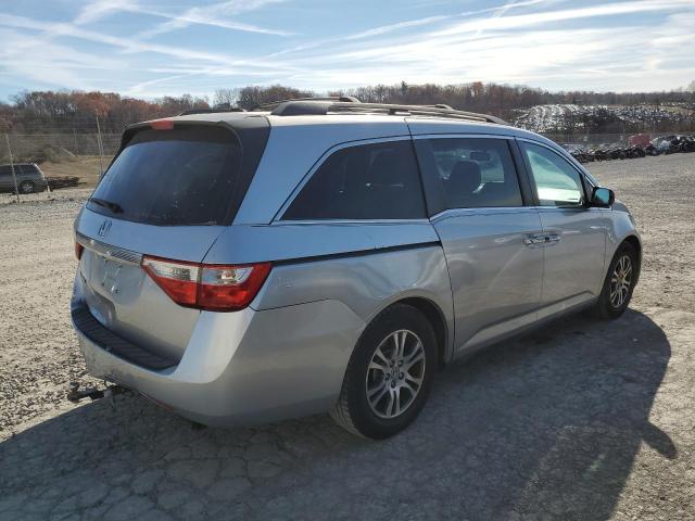 Photo 3 from auction – 2011 HONDA ODYSSEY EX with VIN 5FNRL5H69BB013578