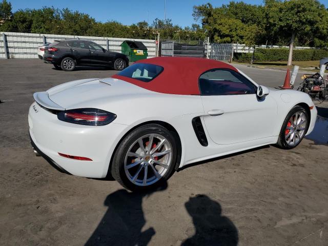 Photo 3 from auction – 2017 PORSCHE BOXSTER S with VIN WP0CB2A89HS240851