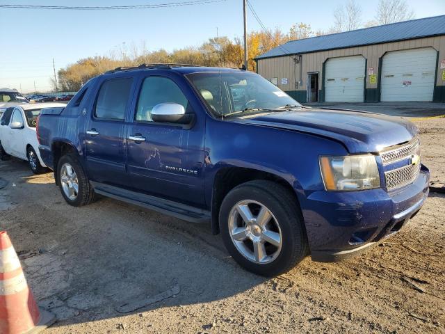 Photo 4 from auction – 2013 CHEVROLET AVALANCHE with VIN 3GNTKFE78DG212525