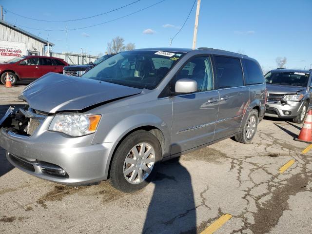 Photo 1 from auction – 2015 CHRYSLER TOWN & COU with VIN 2C4RC1BG3FR562228