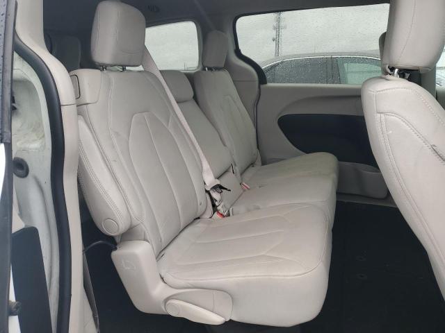 Photo 11 from auction – 2017 CHRYSLER PACIFICA T with VIN 2C4RC1DG6HR518689