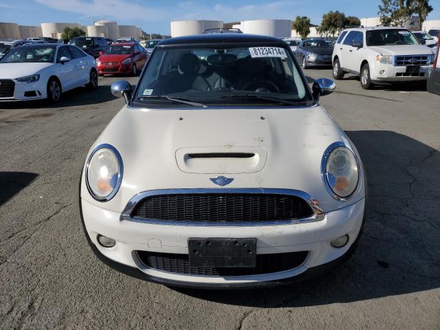 Photo 5 from auction – 2008 MINI COOPER S with VIN WMWMF73588TV35651