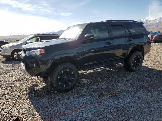 TOYOTA 4RUNNER SR 2019 with VIN JTEBU5JR7K5651554 - Photo from auction