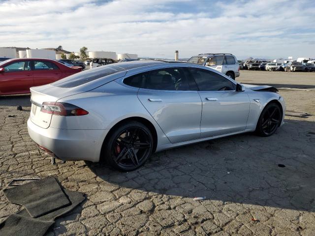 Photo 3 from auction – 2016 TESLA MODEL S with VIN 5YJSA1E26GF160823
