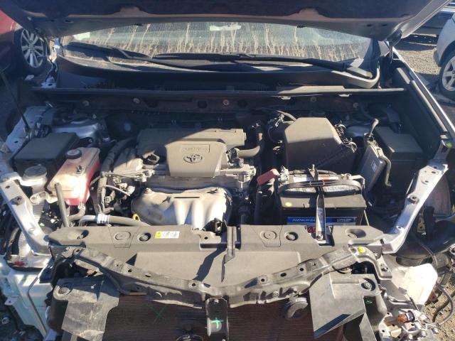 Photo 12 from auction – 2018 TOYOTA RAV4 LE with VIN JTMBFREV7JJ223549
