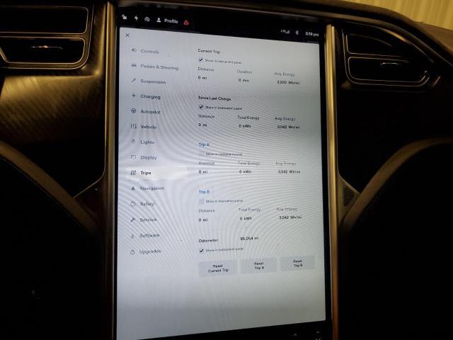 Photo 9 from auction – 2014 TESLA MODEL S with VIN 5YJSA1H27EFP63112