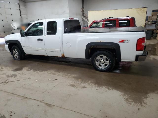 صورة رقم 2 من المزاد - 2008 CHEVROLET SILVERADO مع VIN 1GCEK19008E132389
