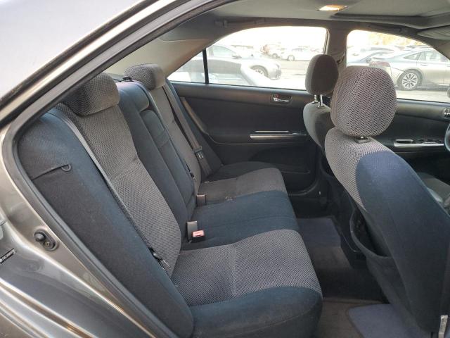 Photo 10 from auction – 2004 TOYOTA CAMRY LE with VIN JTDBE32K840297082