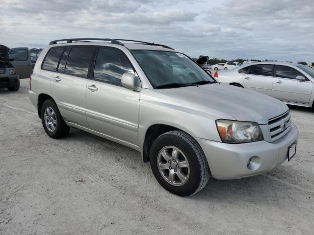 Photo 4 from auction – 2005 TOYOTA HIGHLANDER with VIN JTEGP21A750062530