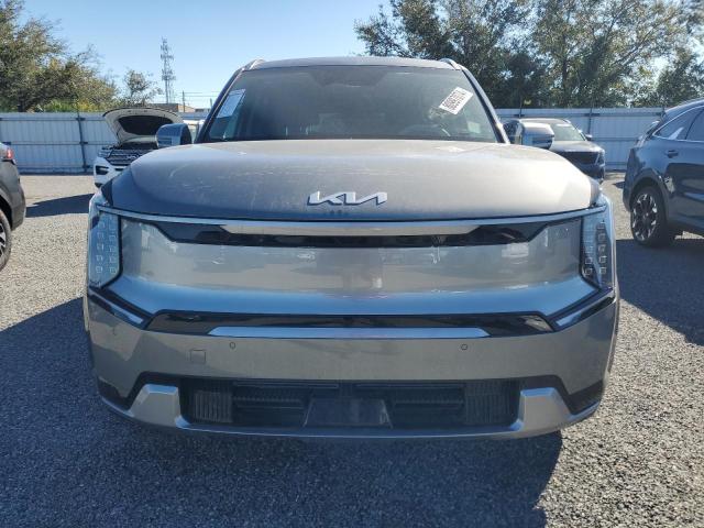 Photo 5 from auction – 2024 KIA EV9 LAND with VIN KNDADFS51R6033779