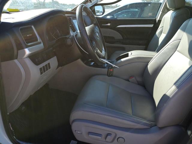 Photo 7 from auction – 2019 TOYOTA HIGHLANDER with VIN 5TDJZRFH8KS625886