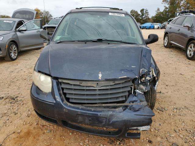 Photo 5 from auction – 2007 CHRYSLER TOWN & COU with VIN 2A4GP54L97R258524
