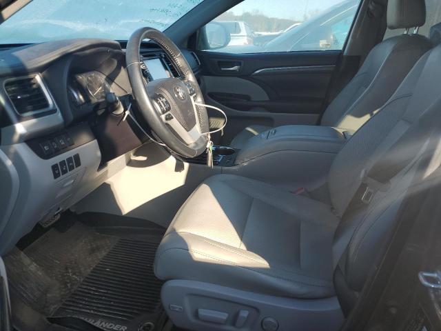 Photo 7 from auction – 2018 TOYOTA HIGHLANDER with VIN 5TDDZRFHXJS800716