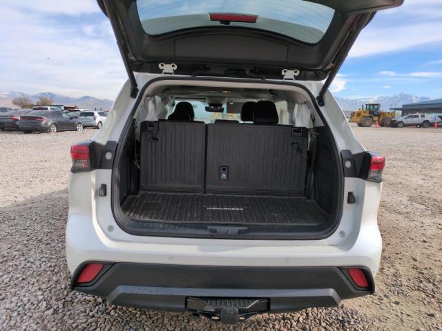 Photo 6 from auction – 2020 TOYOTA HIGHLANDER with VIN 5TDDZRBH4LS031137