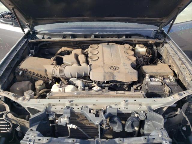Photo 12 from auction – 2018 TOYOTA 4RUNNER SR with VIN JTEBU5JR1J5567891