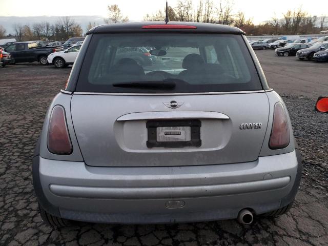 Photo 6 from auction – 2004 MINI COOPER with VIN WMWRC33474TC51777
