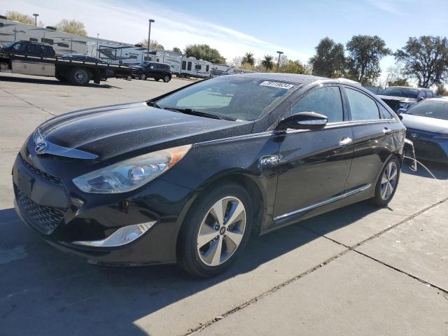 HYUNDAI SONATA HYB 2012 with VIN KMHEC4A40CA040062 - Photo from auction