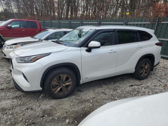 TOYOTA HIGHLANDER 2023 z numerem VIN 5TDABRCH1PS584047 - Zdjęcie z aukcji