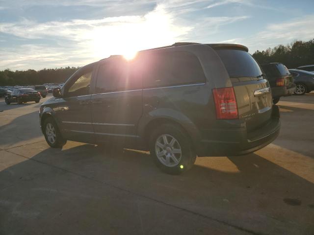 Photo 2 from auction – 2010 CHRYSLER TOWN & COU with VIN 2A4RR5D16AR400093