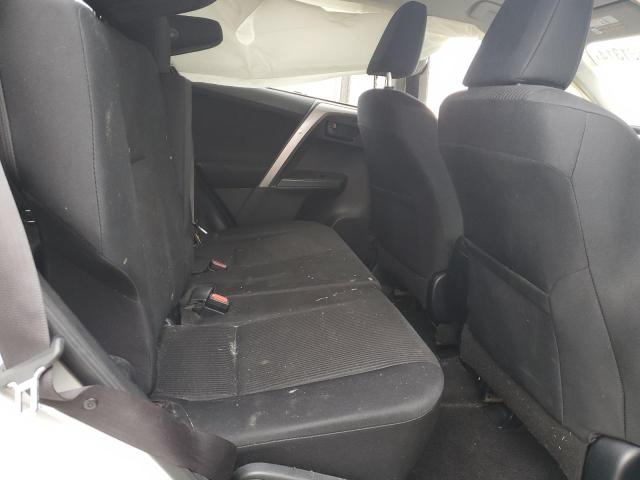 Photo 11 from auction – 2016 TOYOTA RAV4 LE with VIN JTMBFREV2GJ078946