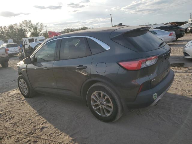 Photo 2 from auction – 2020 FORD ESCAPE SE with VIN 1FMCU0G65LUC02739
