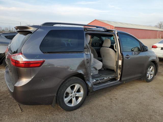 Photo 3 from auction – 2017 TOYOTA SIENNA LE with VIN 5TDKZ3DC6HS836179