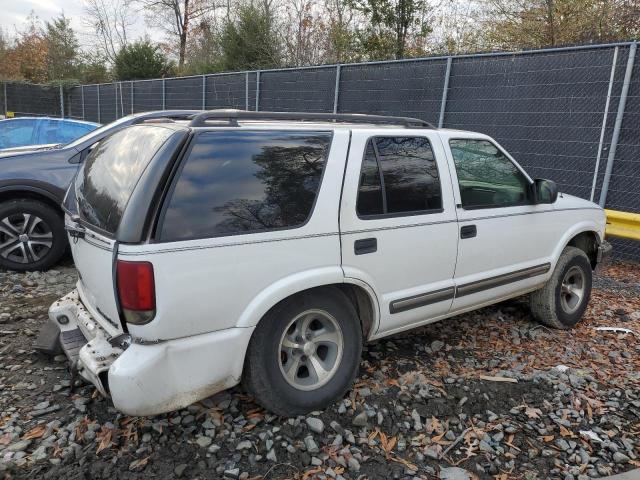 Photo 3 from auction – 2001 CHEVROLET BLAZER with VIN 1GNCS13W612198738