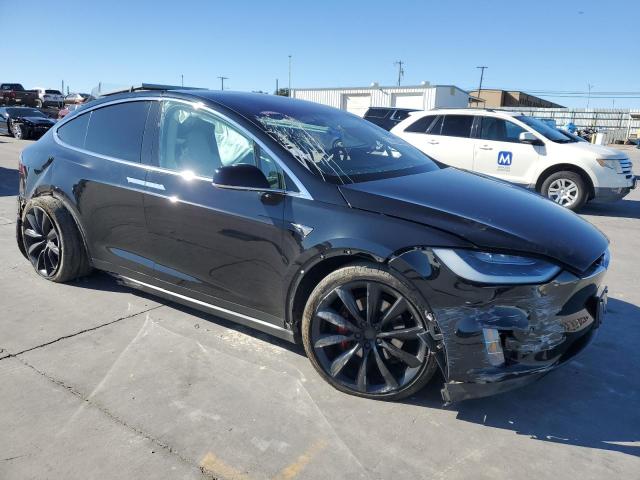 Photo 4 from auction – 2017 TESLA MODEL X with VIN 5YJXCBE4XHF077355