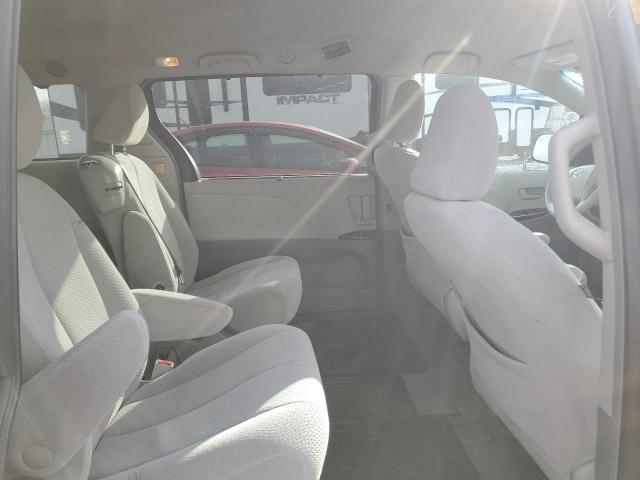 Photo 11 from auction – 2013 TOYOTA SIENNA LE with VIN 5TDKK3DC7DS377792