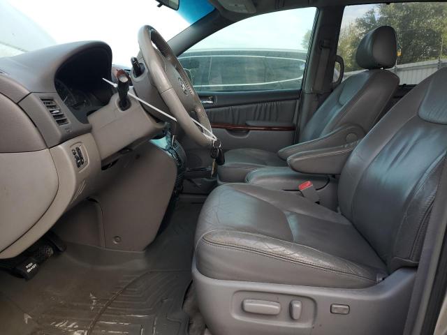 Photo 7 from auction – 2005 TOYOTA SIENNA XLE with VIN 5TDBA22C65S051774