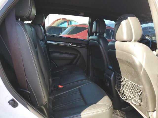 Photo 11 from auction – 2015 KIA SORENTO SX with VIN 5XYKW4A71FG632342