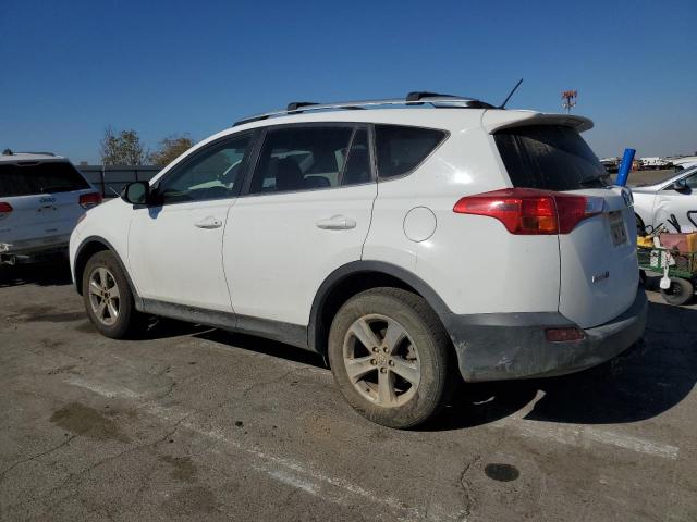 Photo 2 from auction – 2015 TOYOTA RAV4 XLE with VIN JTMWFREV5FD055062
