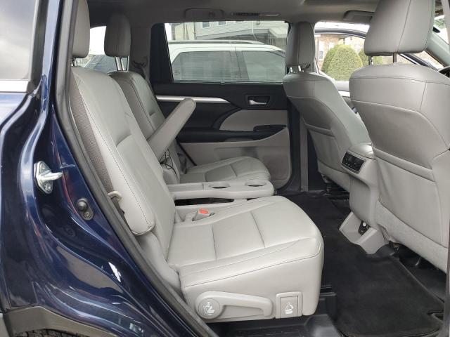 Photo 11 from auction – 2016 TOYOTA HIGHLANDER with VIN 5TDJKRFH1GS276579