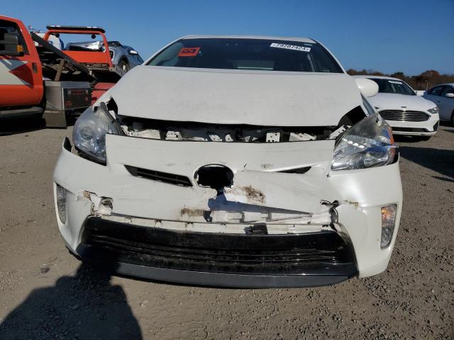 Photo 5 from auction – 2013 TOYOTA PRIUS with VIN JTDKN3DU3D5587215