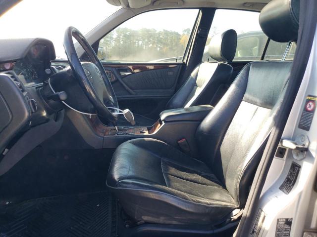 Photo 7 from auction – 2000 MERCEDES-BENZ E 320 with VIN WDBJF65J4YA984233
