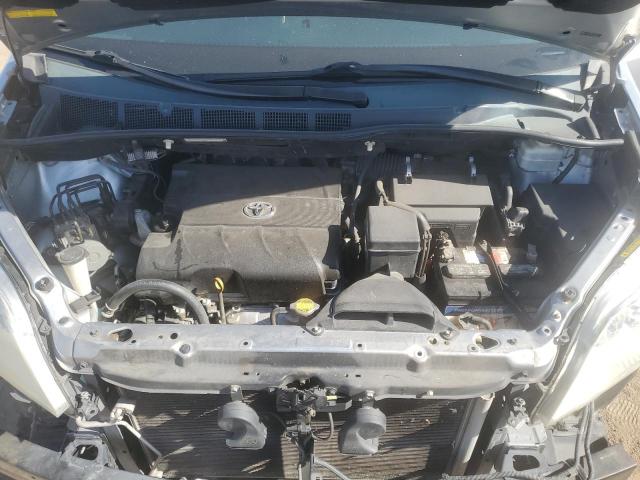Photo 12 from auction – 2011 TOYOTA SIENNA XLE with VIN 5TDYK3DC7BS057735