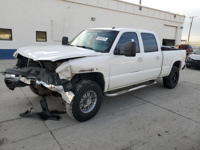 CHEVROLET SILVERADO 2004 with VIN 1GCHK23U94F185188 - Photo from auction