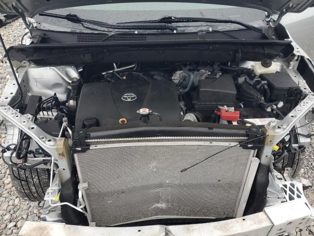 Photo 12 from auction – 2018 TOYOTA HIGHLANDER with VIN 5TDJZRFH8JS556048